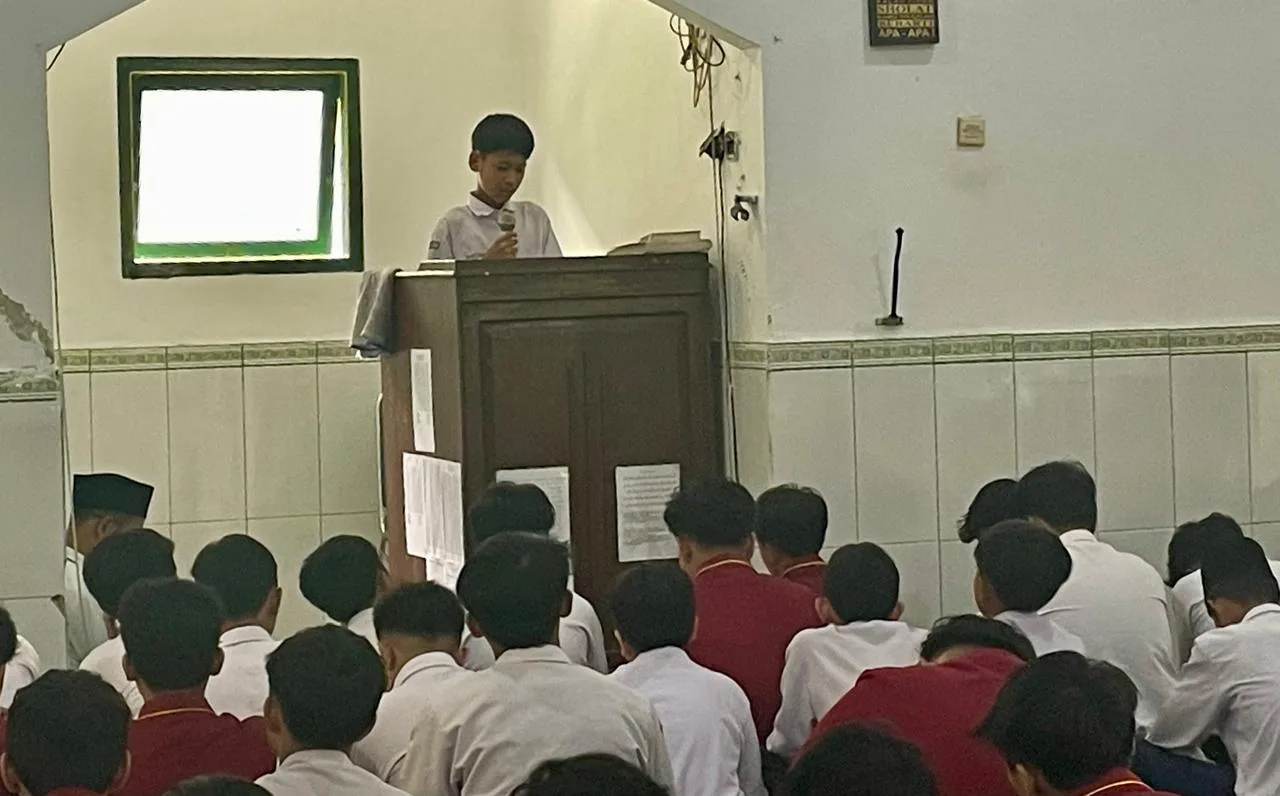 MTsN 10 Sleman Perkuat Ibadah Ramadan Melalui Kultum Siswa