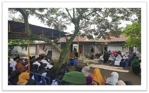 Guru dan Pegawai MTsN 8 Sleman Takziah ke kediaman orang tua Guru Prakarya dan Seni Budaya