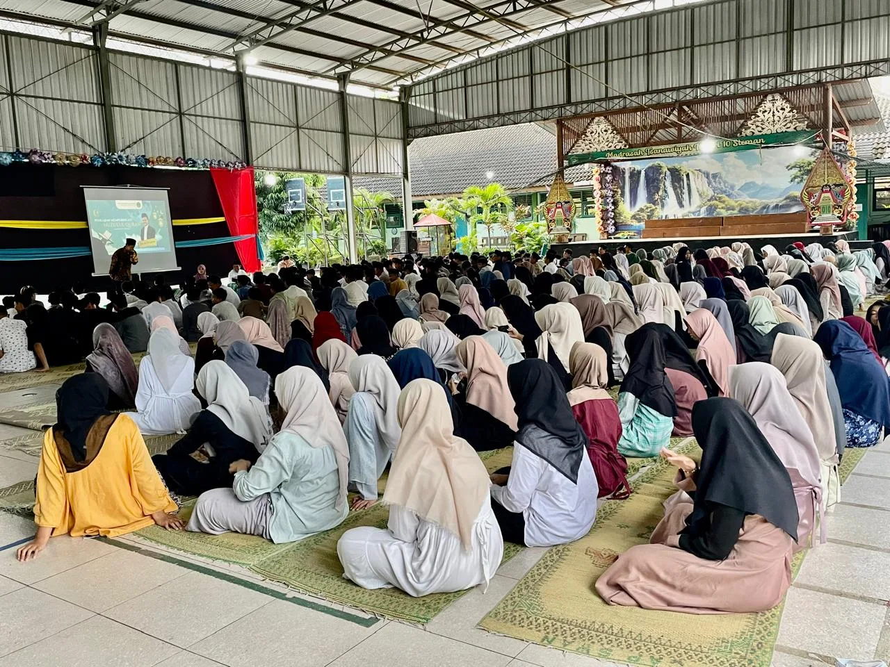Raih Berkah Ramadhan, MTsN 10 Sleman Gelar Peringatan Nuzulul Quran dan Buka Bersama