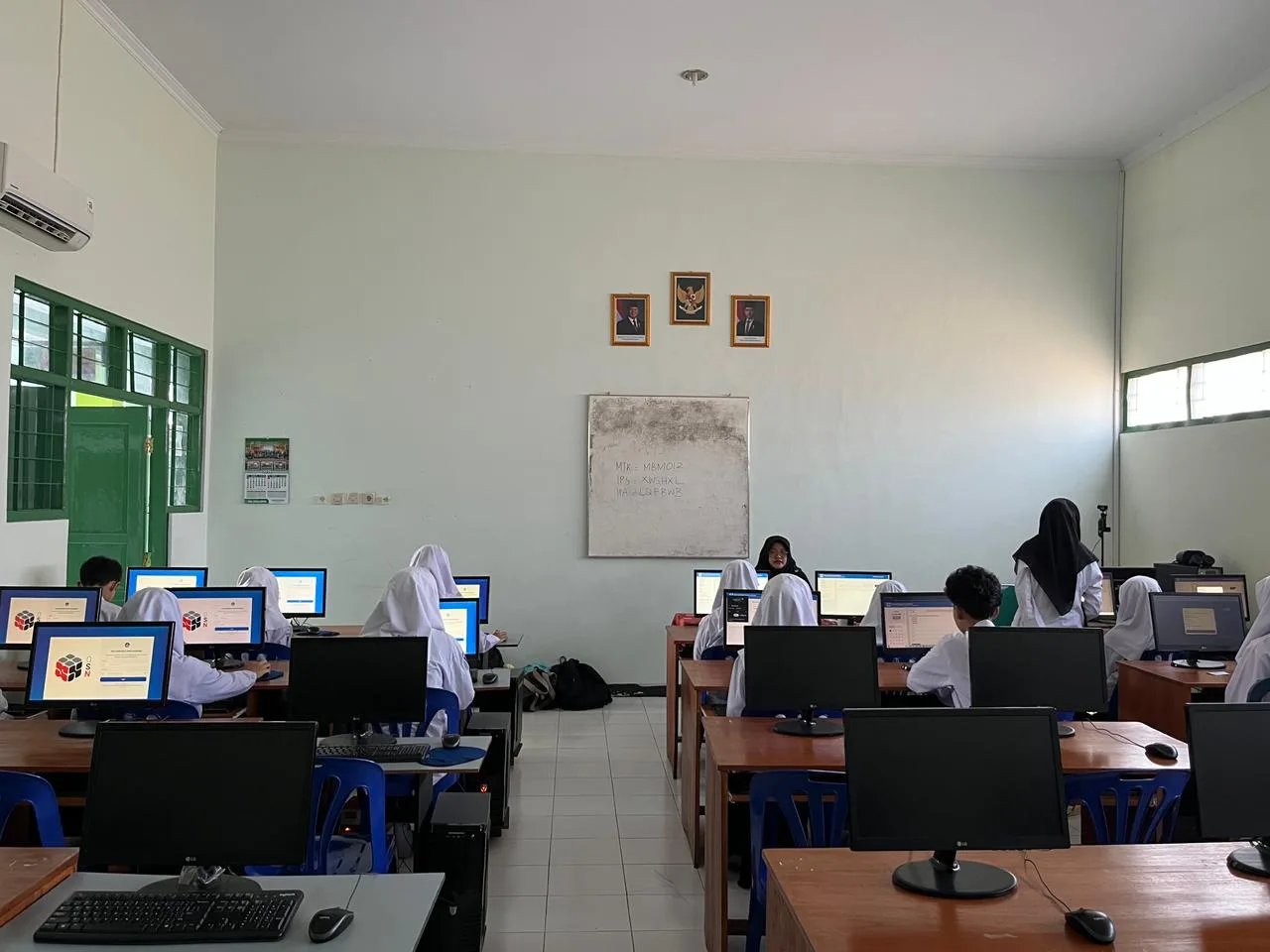 14 Siswa MTsN 8 Sleman Ikuti Pra-OSN Tingkat Kabupaten Secara Online