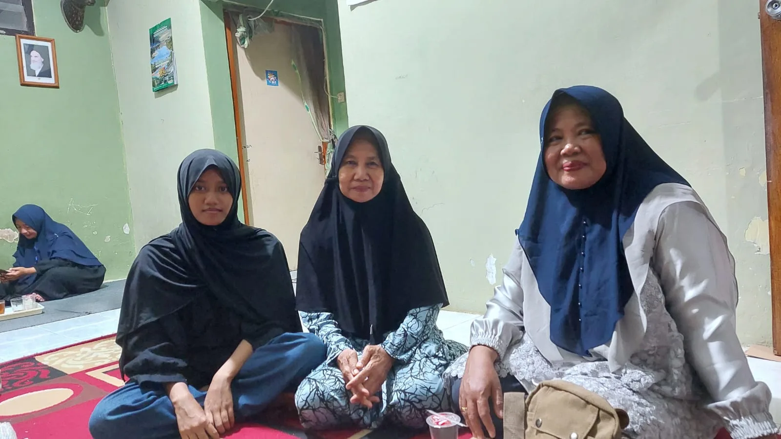 Wali Kelas VIIIA MTsN 8 Sleman Takziyah ke Rumah Siswa, Sampaikan Duka Mendalam