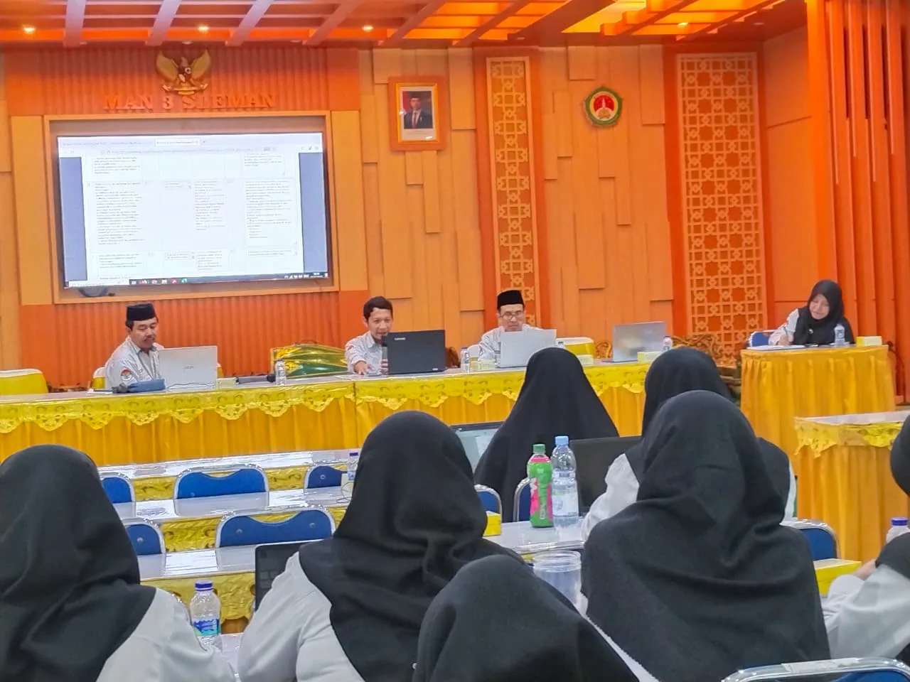 Matangkan Persiapan Penilaian Internal, MAN 3 Sleman Gandeng Kemenag Sleman untuk Penguatan Data