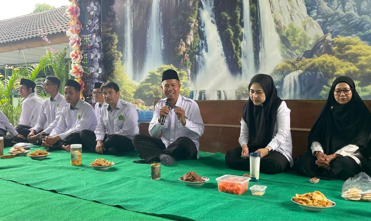 Serunya Kado Silang Warnai Syawalan di MTsN 10 Sleman