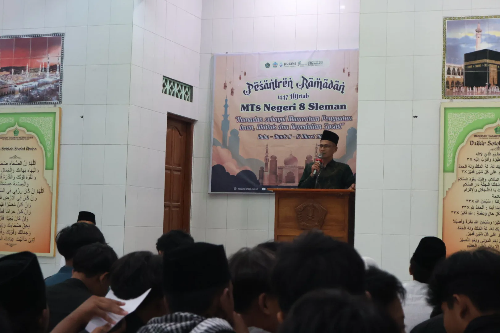 Kajian Menjelang Buka Puasa Warnai Pesantren Ramadhan Kelas VIII di MTsN 8 Sleman