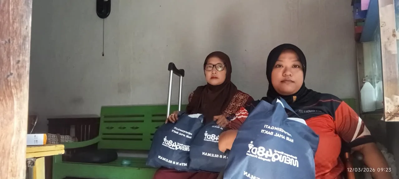 MTsN 8 Sleman Serahkan Donasi untuk Penyandang Disabilitas Prambanan dalam HAB ke-48