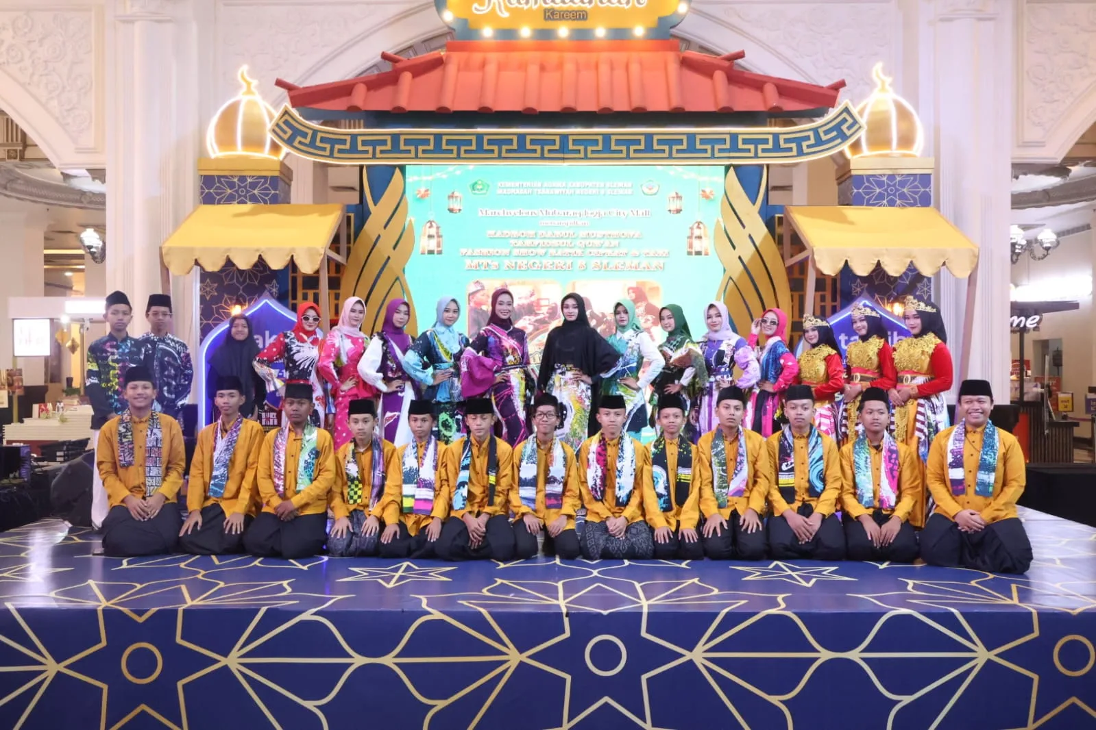 MTsN 8 Sleman Tampil Memukau di Panggung JCM Marchveleous Ramadhan 2026