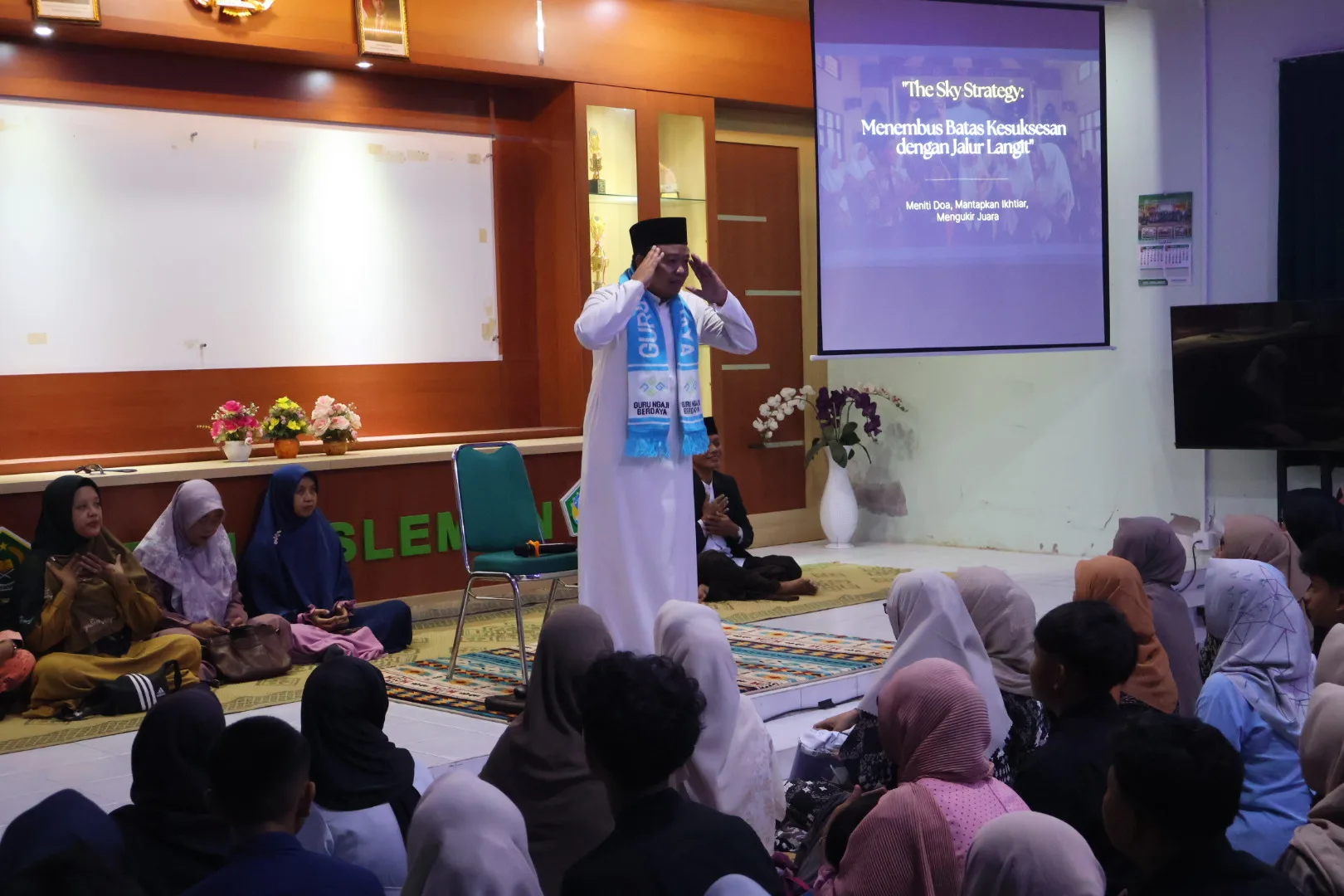 Siswa Kelas IX MTsN 8 Sleman Harapkan Tembus Batas Kesuksesan Ujian Melalui Jalur Langit