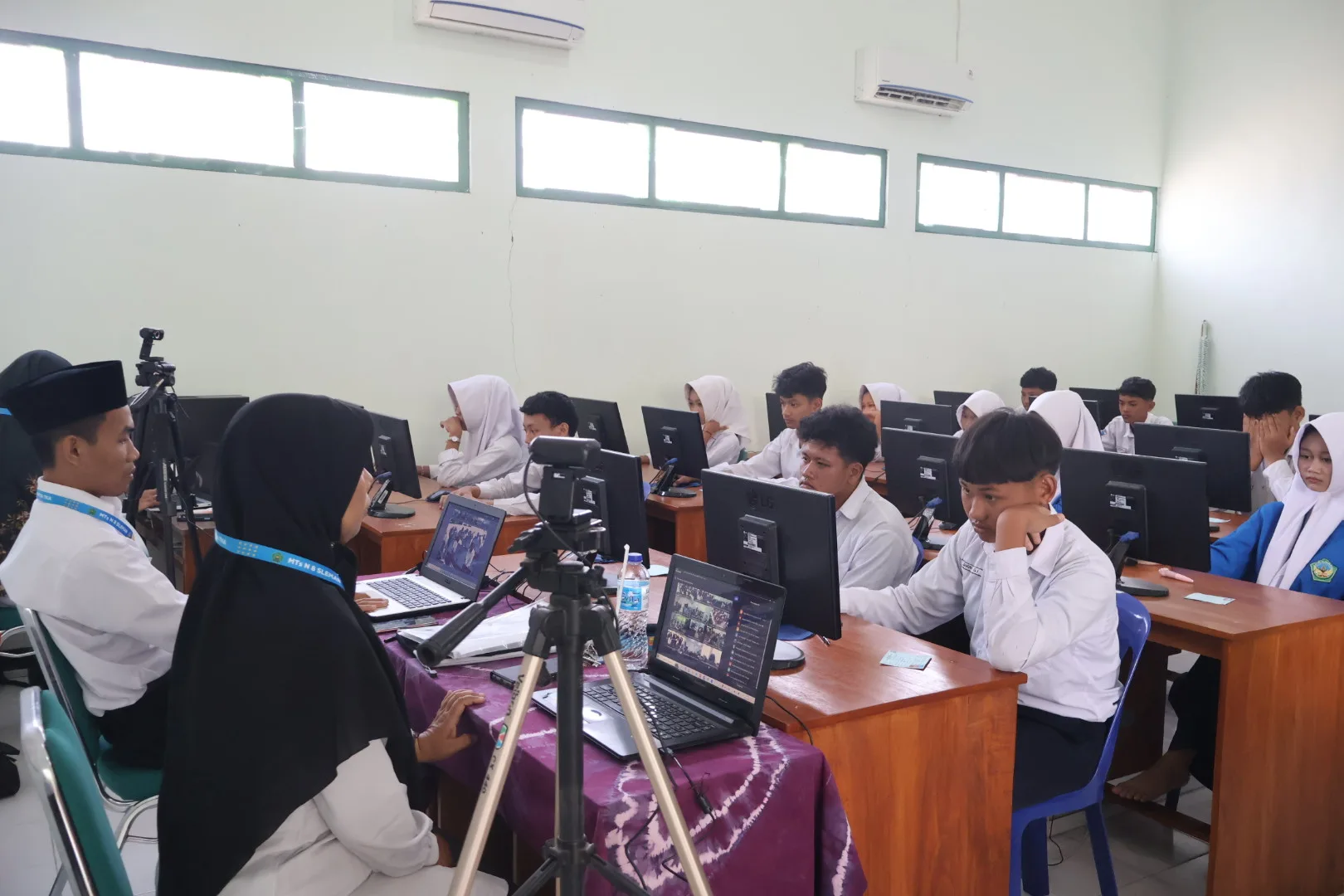 Hari Kedua TKA MTsN 8 Sleman, Siswa Kerjakan Bahasa Indonesia dan Literasi Membaca