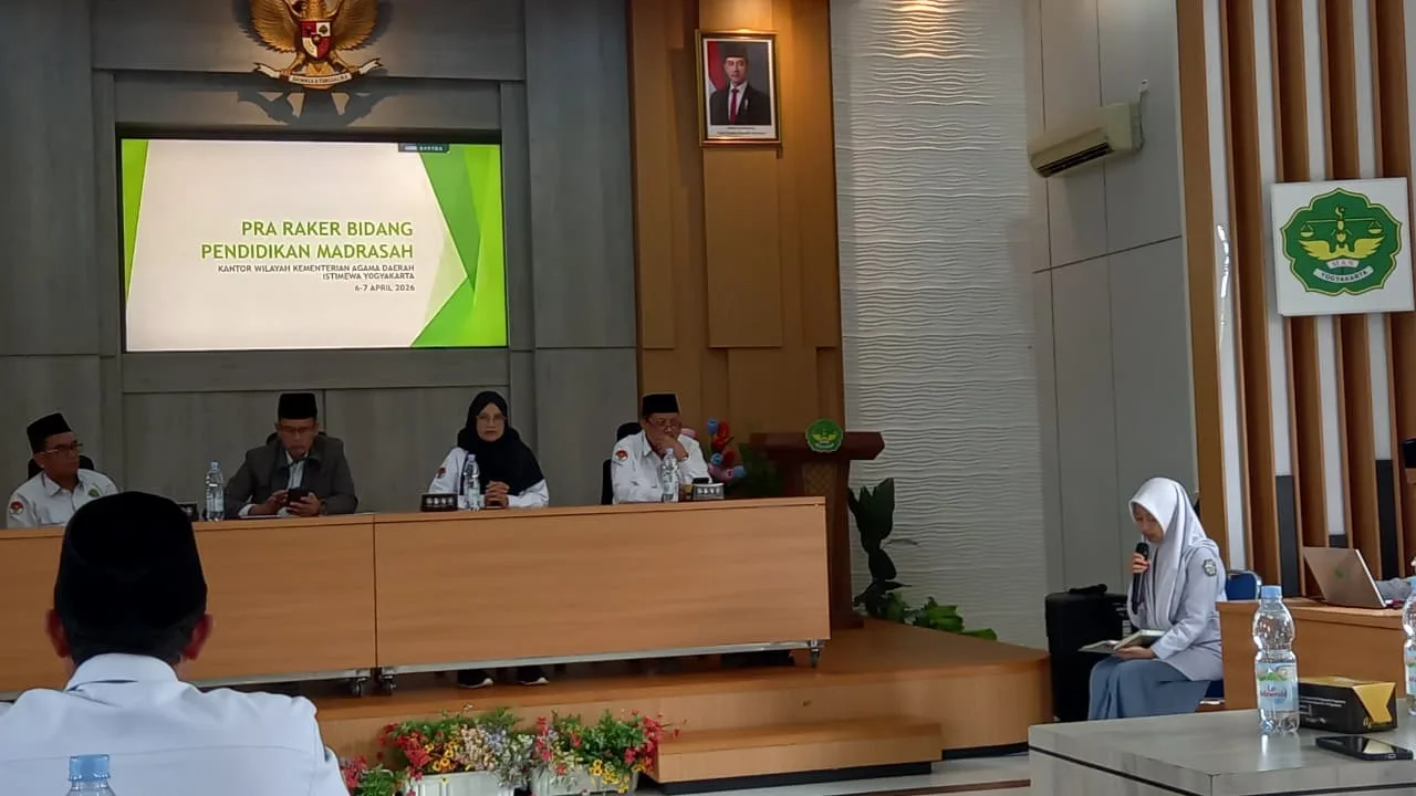 Kepala MTsN 9 Sleman Ikuti Pra Raker Kanwil Kemenag DIY di MAN 1 Yogyakarta