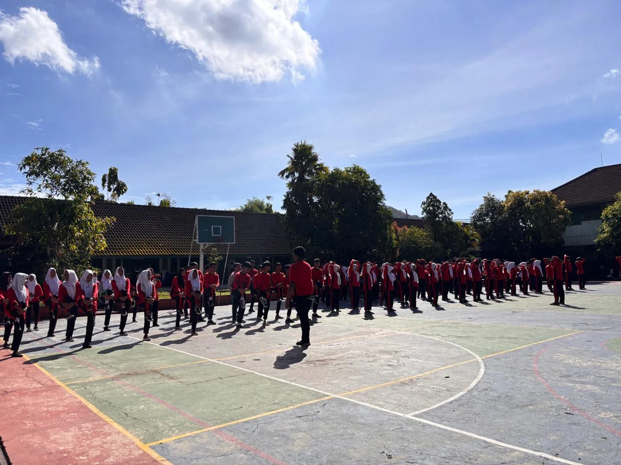 Siswa Kelas IX MTsN 8 Sleman Jalani Ujian Praktik Hari Pertama dengan Penuh Semangat