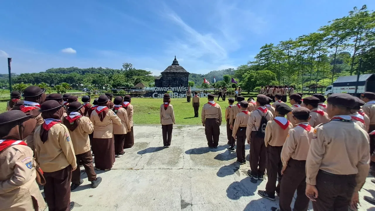 Kemah Akhir Tahun Siswa Kelas VII MTsN 9 Sleman Berlangsung di Bumi Perkemahan Candi Banyunibo