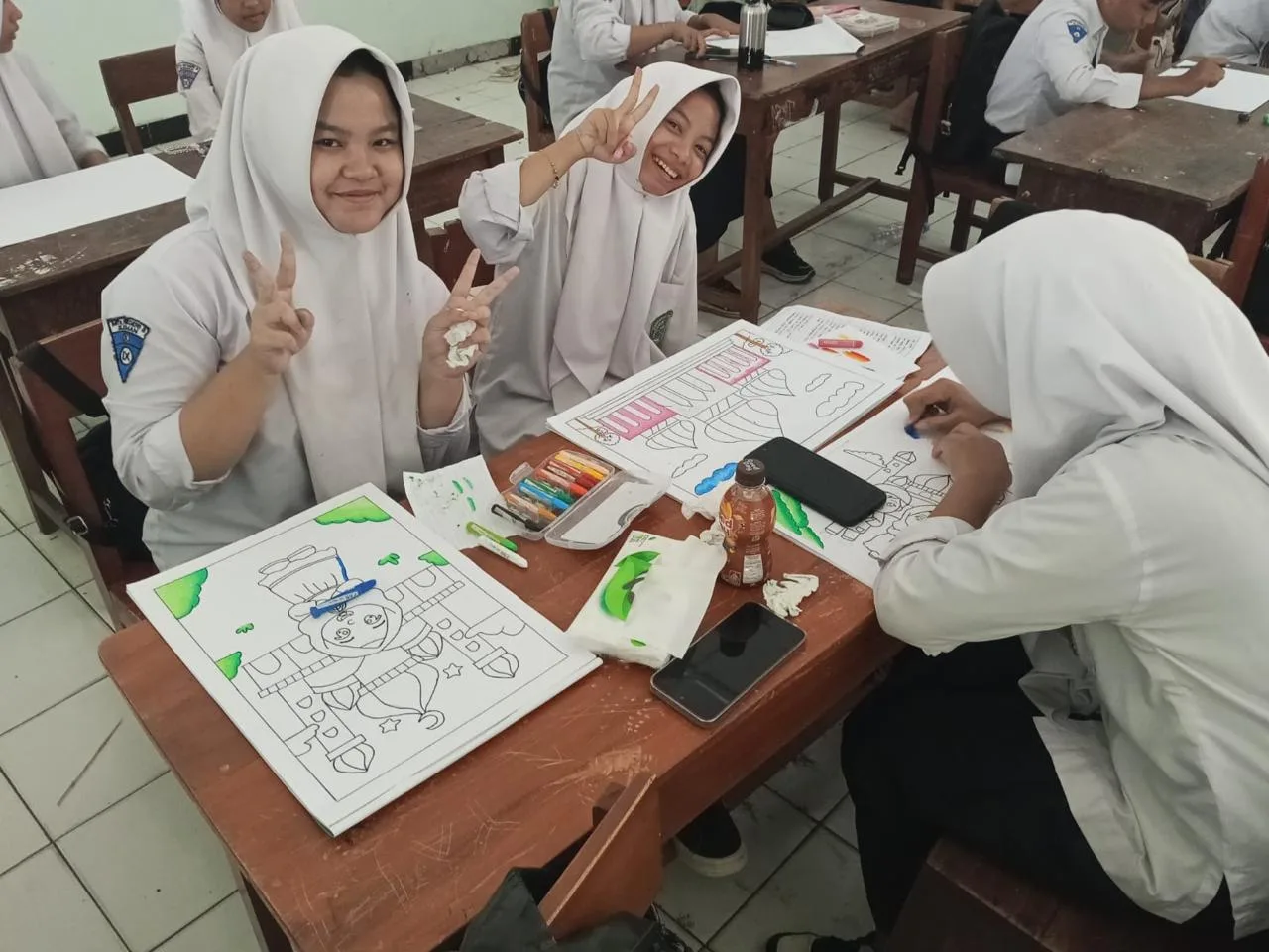 Ujian Praktik Seni Budaya, Siswa Kelas IX MTsN 8 Sleman Tunjukkan Kreativitas