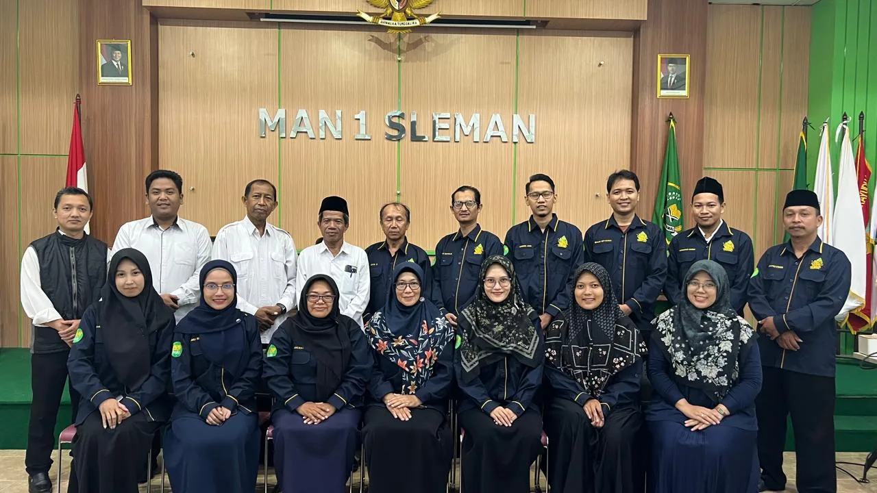Perkuat Silaturahmi dan Inovasi Penilaian, Guru Seni Budaya MAN 5 Sleman Hadiri MGMP se-DIY