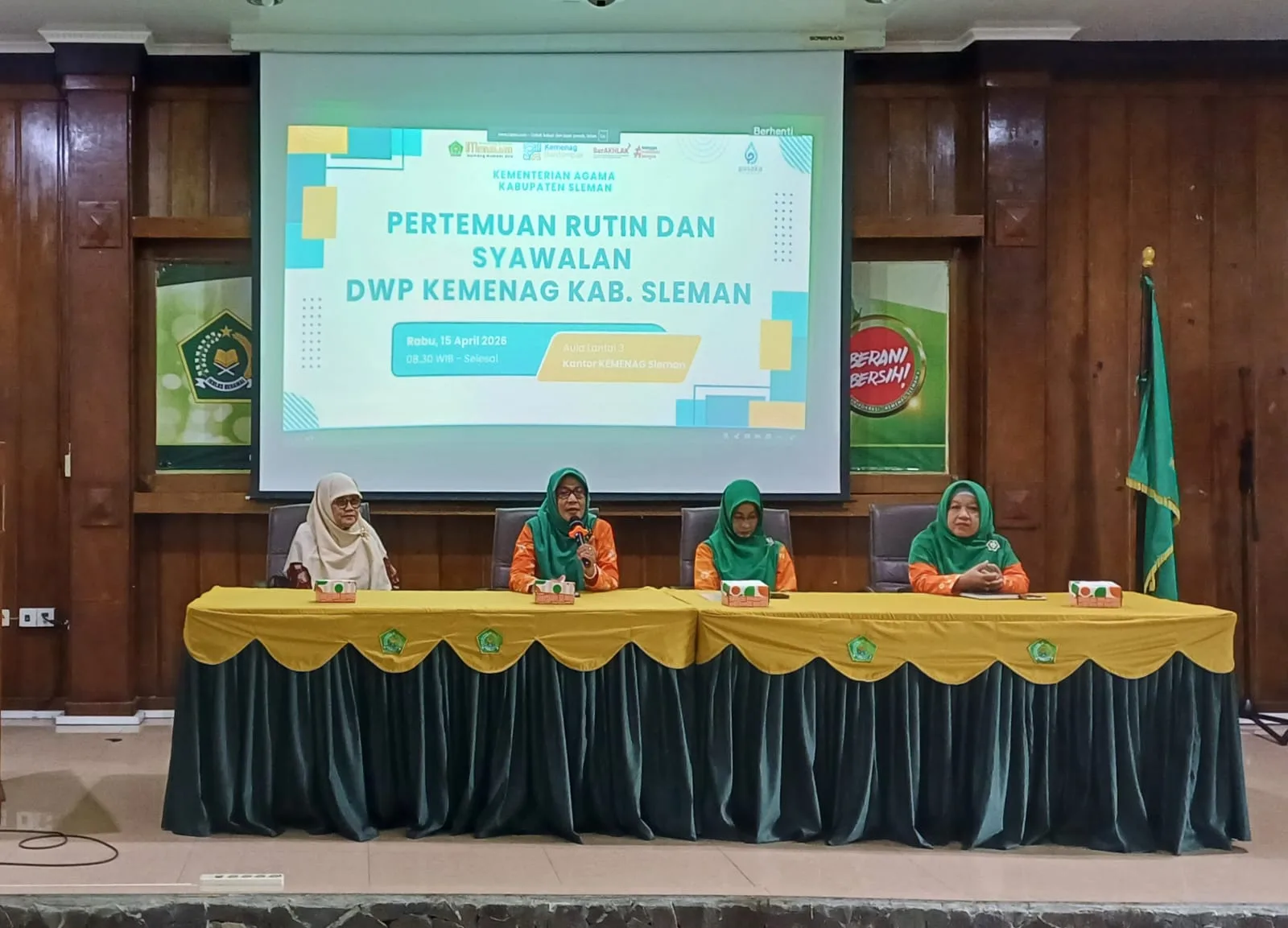Sinergi Berbalut Kehangatan, MTs N 10 Sleman Ambil Peran dalam Syawalan Dharma Wanita Persatuan (DWP) Kemenag Sleman