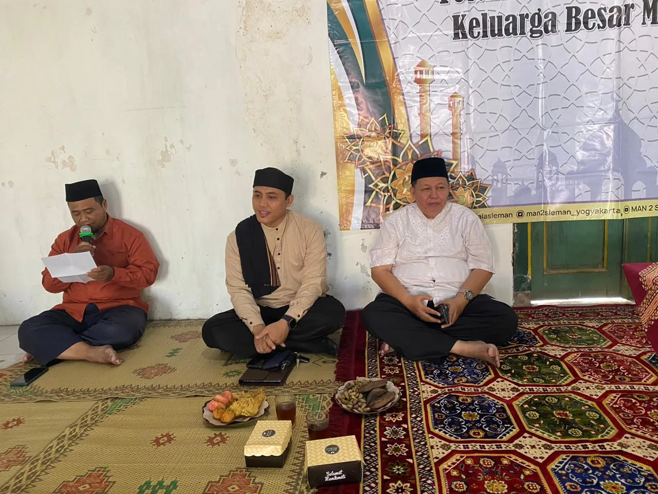 Pengajian Keluarga Besar MAN 2 Sleman Digelar Khidmat di Godean, Angkat Tema Empat Dosa yang Sulit Diampuni