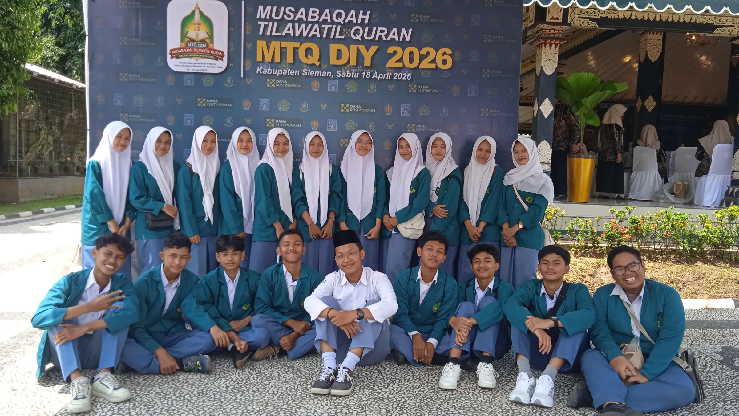 Antusias di Pendopo Parasamya, Siswa MAN 4 Sleman Semarakkan MTQ DIY