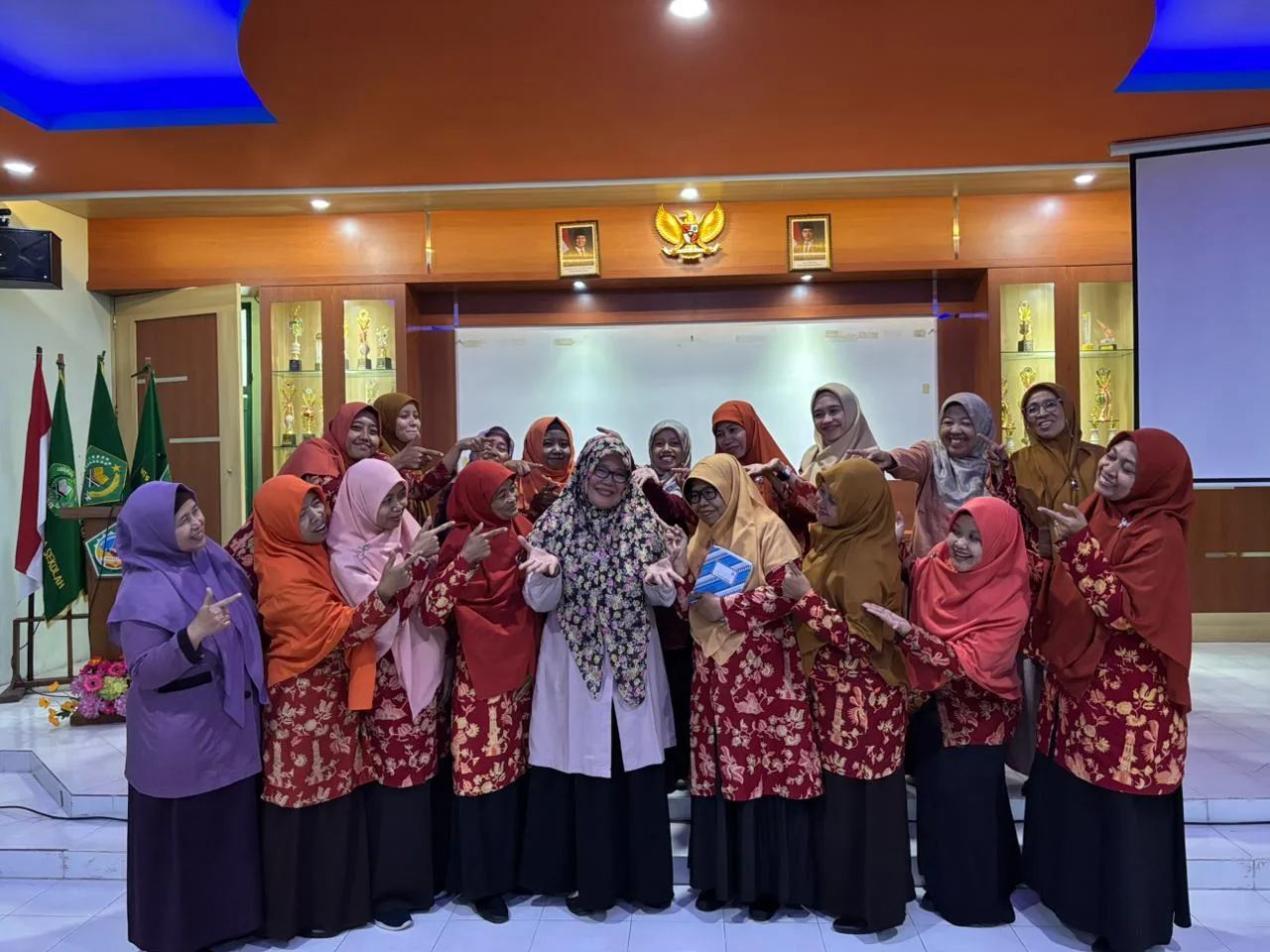 Kartini Masa Kini, Dharma Wanita MTsN 8 Sleman Gelar Pertemuan Rutin April