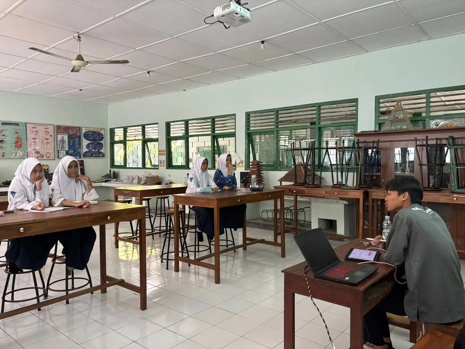 MTsN 8 Sleman Gelar Pembimbingan Intensif Persiapan OSN Kabupaten