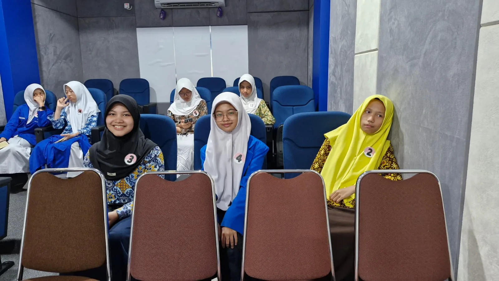 Siswa MTsN 8 Sleman Lolos Babak Final Lomba Menulis Esai Tingkat DIY