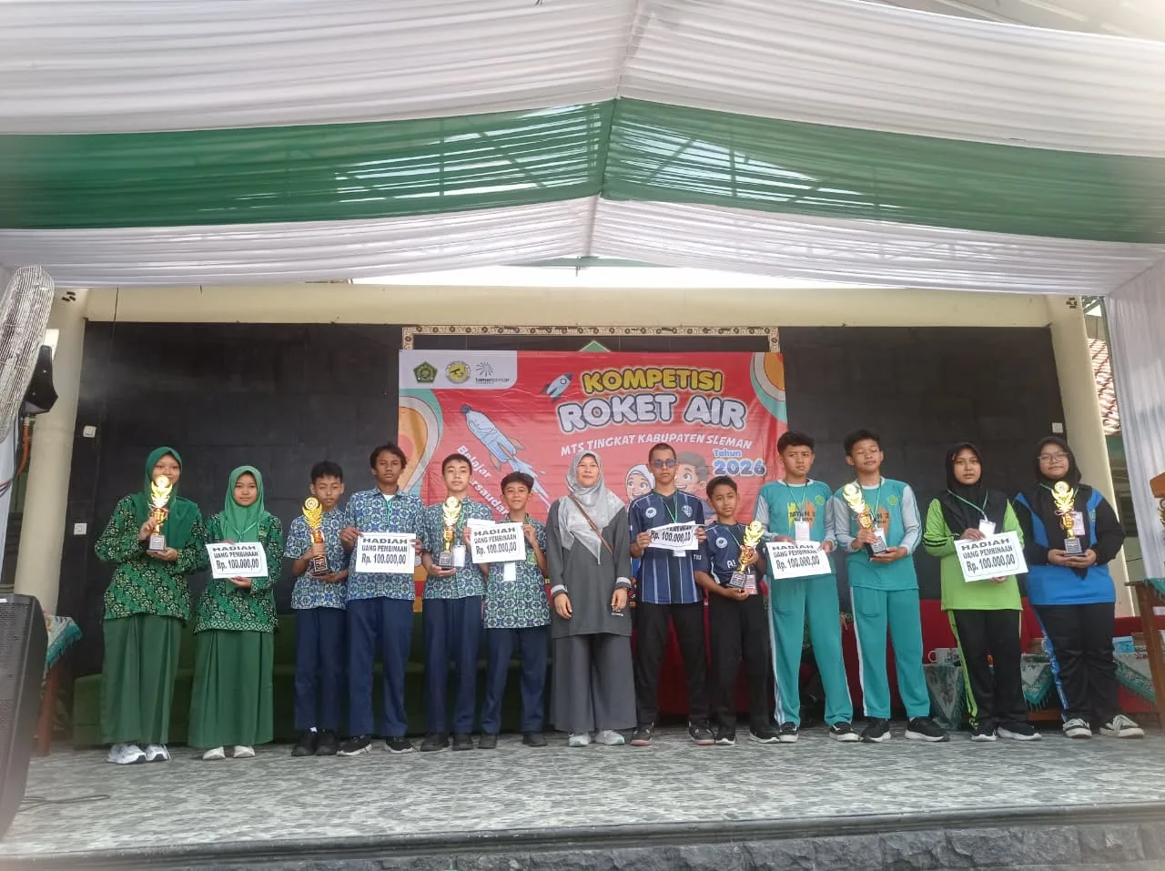 Roket MTsN 2 Sleman Meluncur Hebat, Sabet Medali Perunggu di Ajang O2SN