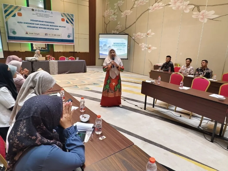 Fayla, Guru BK MAN 3 Sleman Fasilitasi Pendampingan Psikososial untuk Guru BK Terdampak Bencana di Aceh