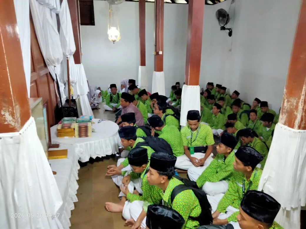 Melalui Tahlil Bersama, Siswa MTsN 9 Sleman Perkuat Cinta kepada Allah dan Rasul