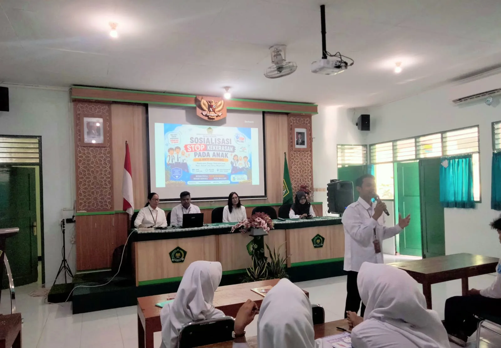 MTsN 9 Sleman Gandeng Dinsos Gelar Sosialisasi Anti Bullying dan Stop Kekerasan pada Anak
