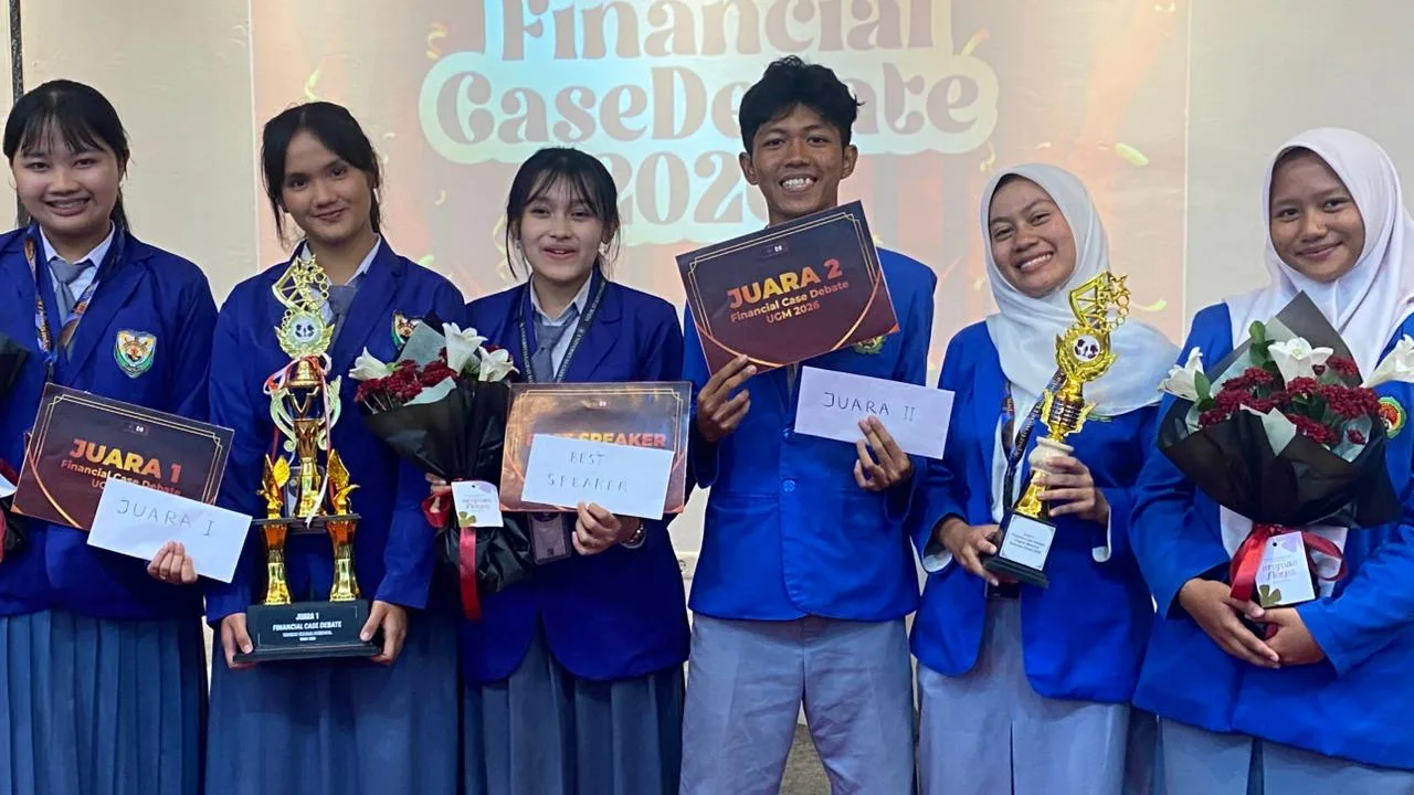 “My Brilliant Gang” MAN 3 Sleman Tempati Posisi Kedua di Ajang Financial Case Debate 2026 UGM