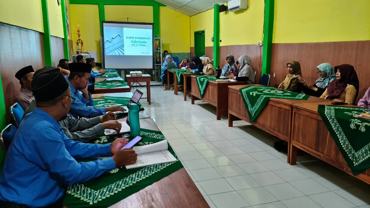 Sambut Penilaian Adiwiyata, MTsN 3 Sleman Gelar Rapat Koordinasi Pembagian Pokja