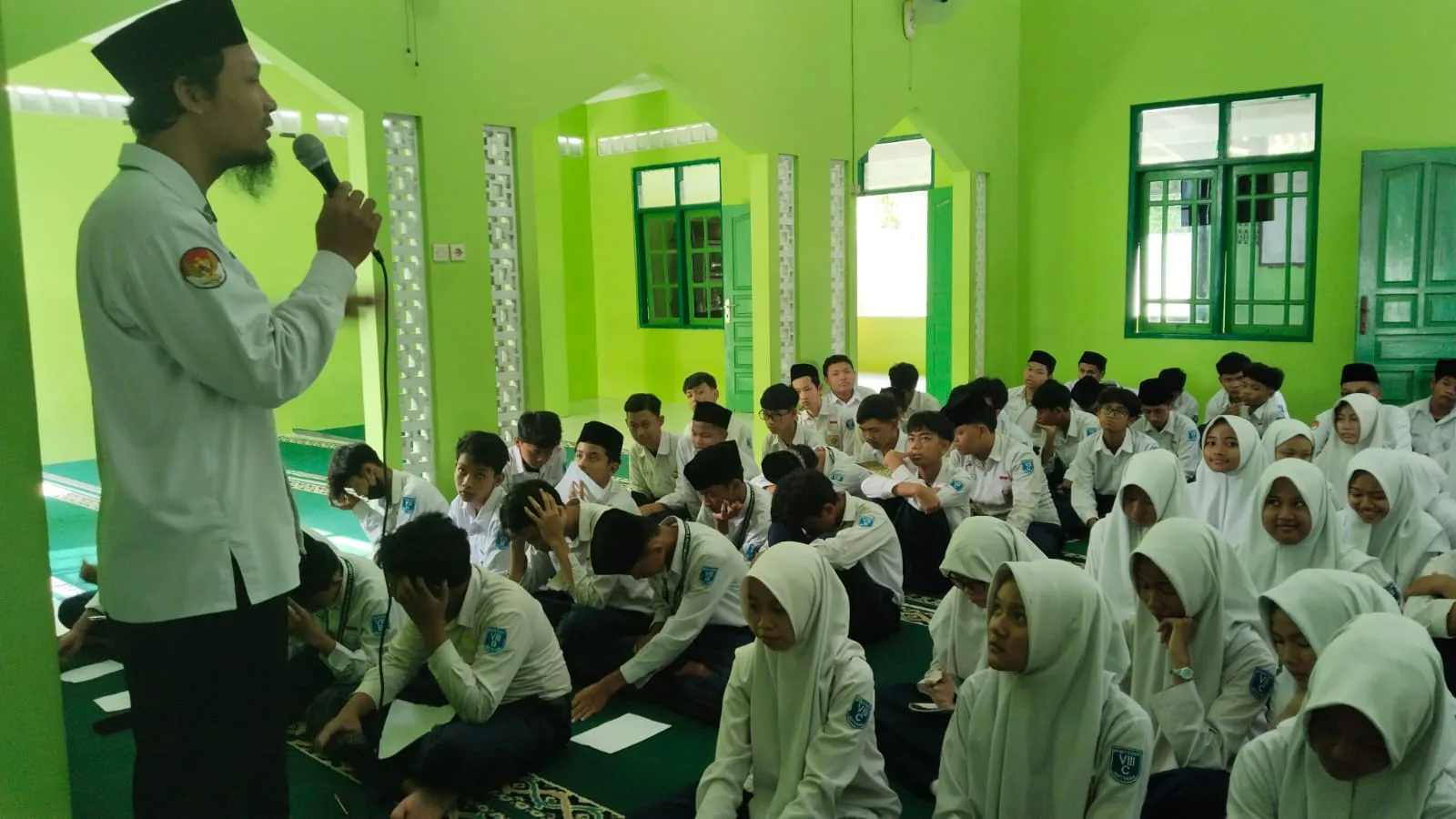 Siswa Kelas VIII MTsN 9 Sleman Ikuti Technical Meeting Manasik Haji