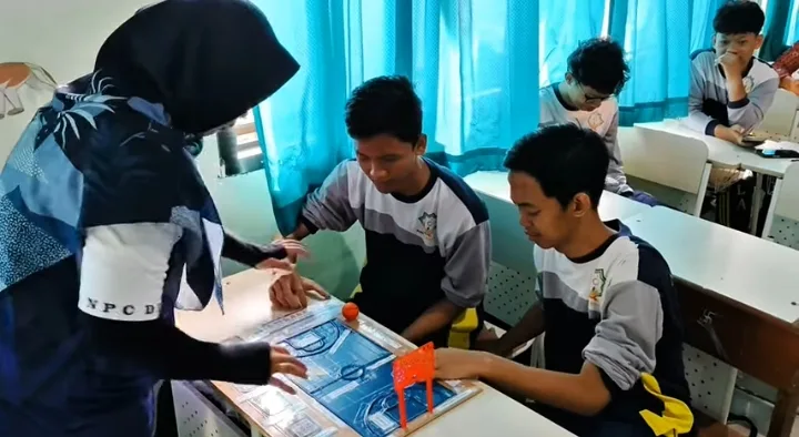 STIR BANTER Antar Guru MAN 2 Sleman Tampil di AGTK Inovatif Kemenag Sleman 2026