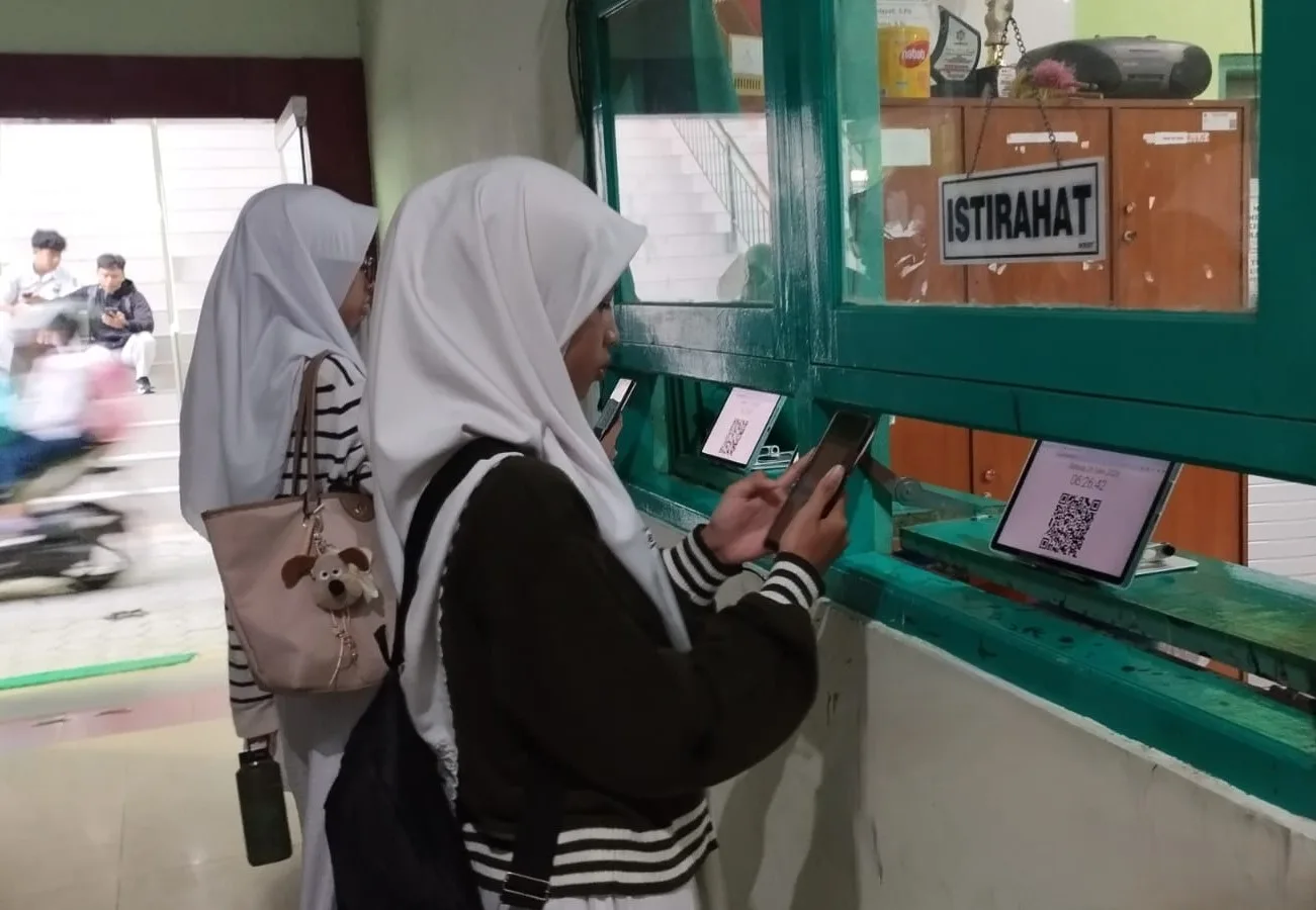 Transformasi Digital: MAN 3 Sleman Terapkan Presensi Online Berbasis QR Code Lewat Website ‘Elgiat’