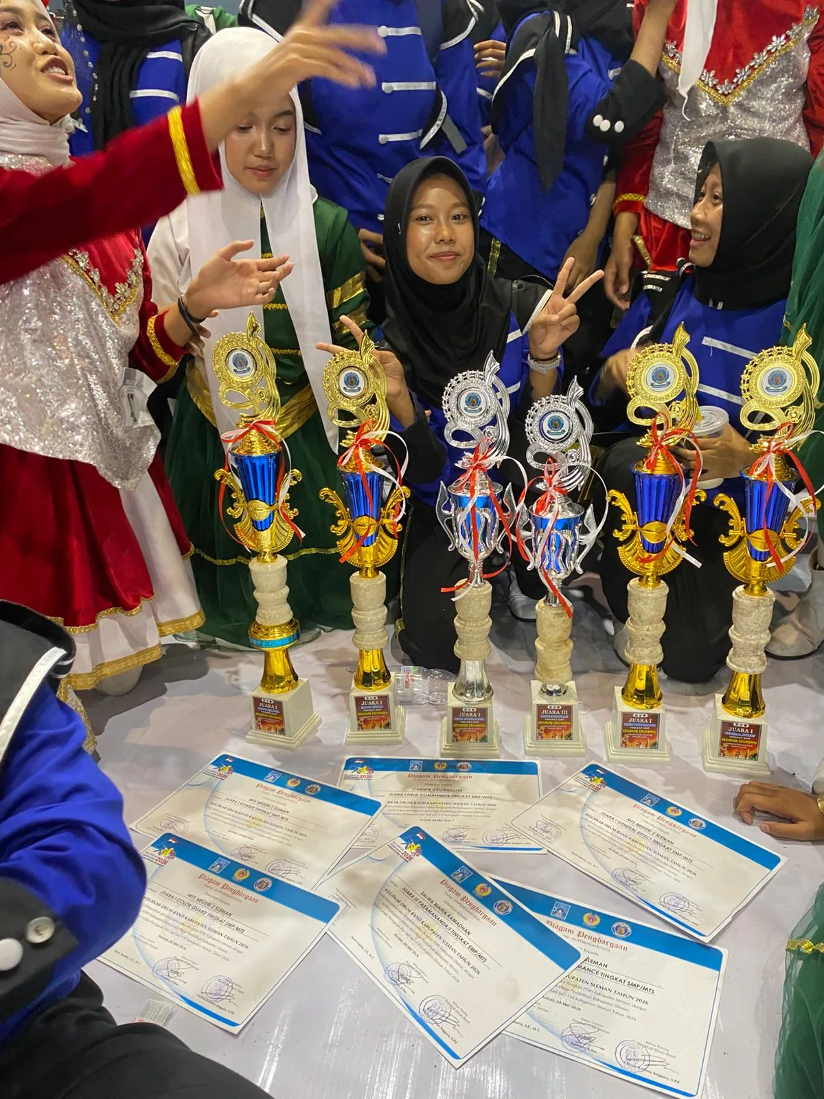 GEMA SUARA MASDA Mengguncang Sleman! MTsN 2 Sleman Kembali Rebut Juara I Kejurkab Drumband 2026