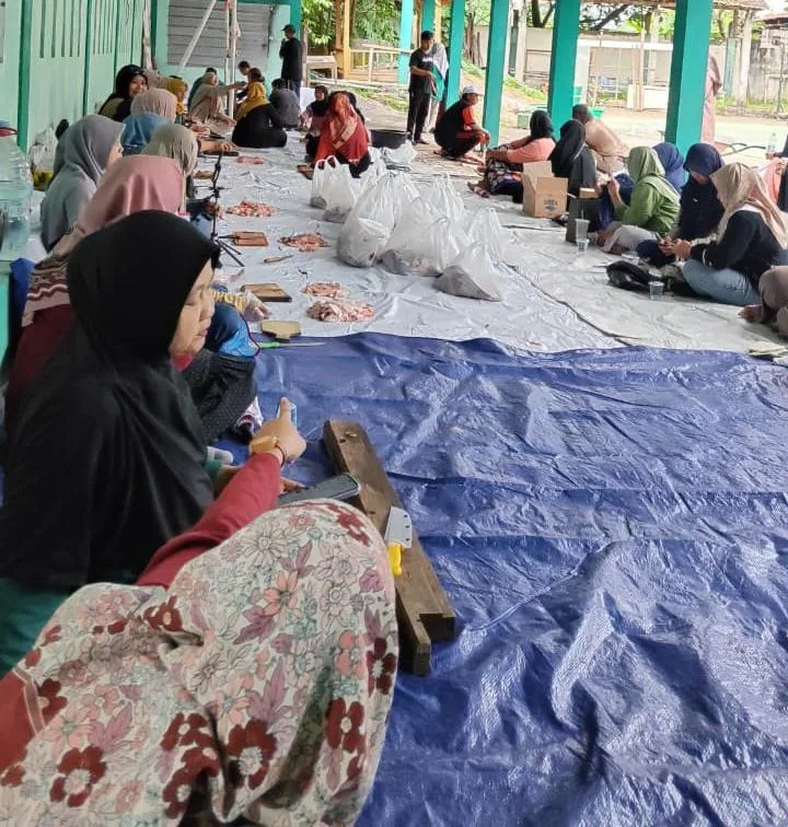 Solid, Warga MIN 2 Sleman Laksanakan Kurban Idul Adha 1447 H