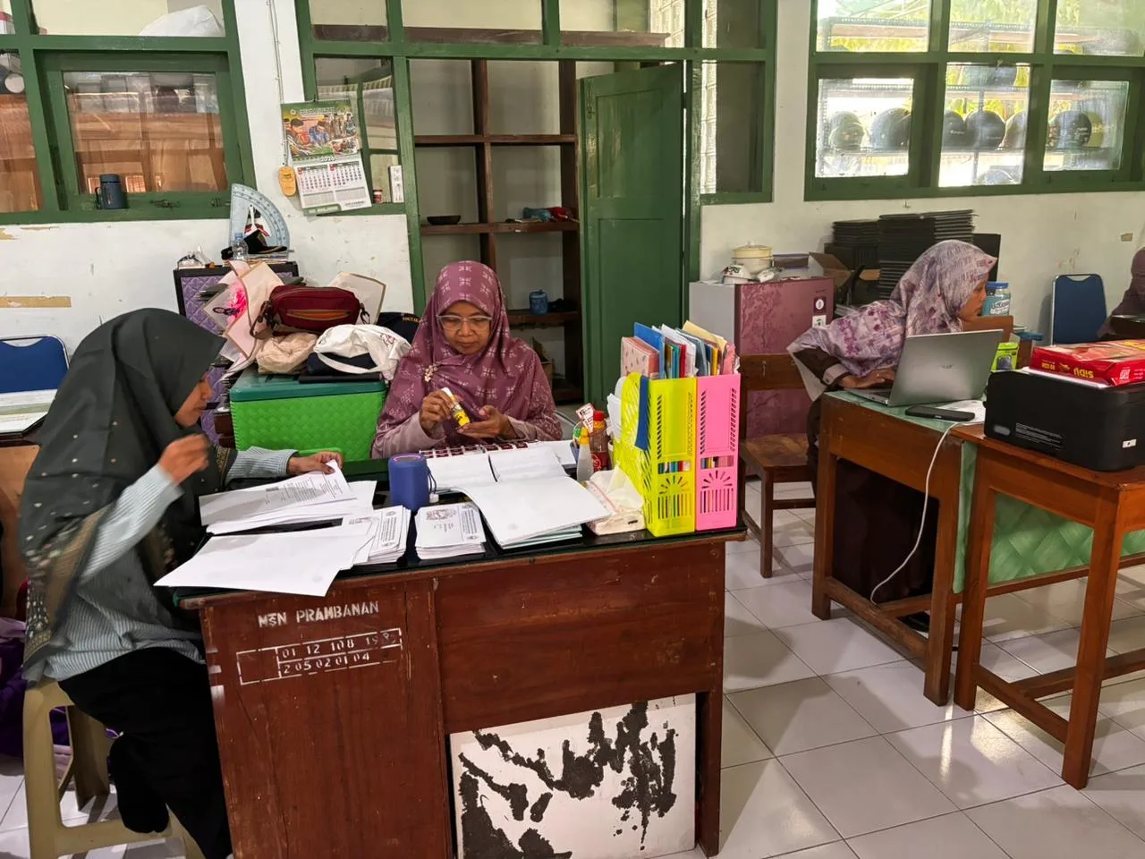 Staf Kurikulum MTsN 8 Sleman Matangkan Persiapan Pengumuman Kelulusan