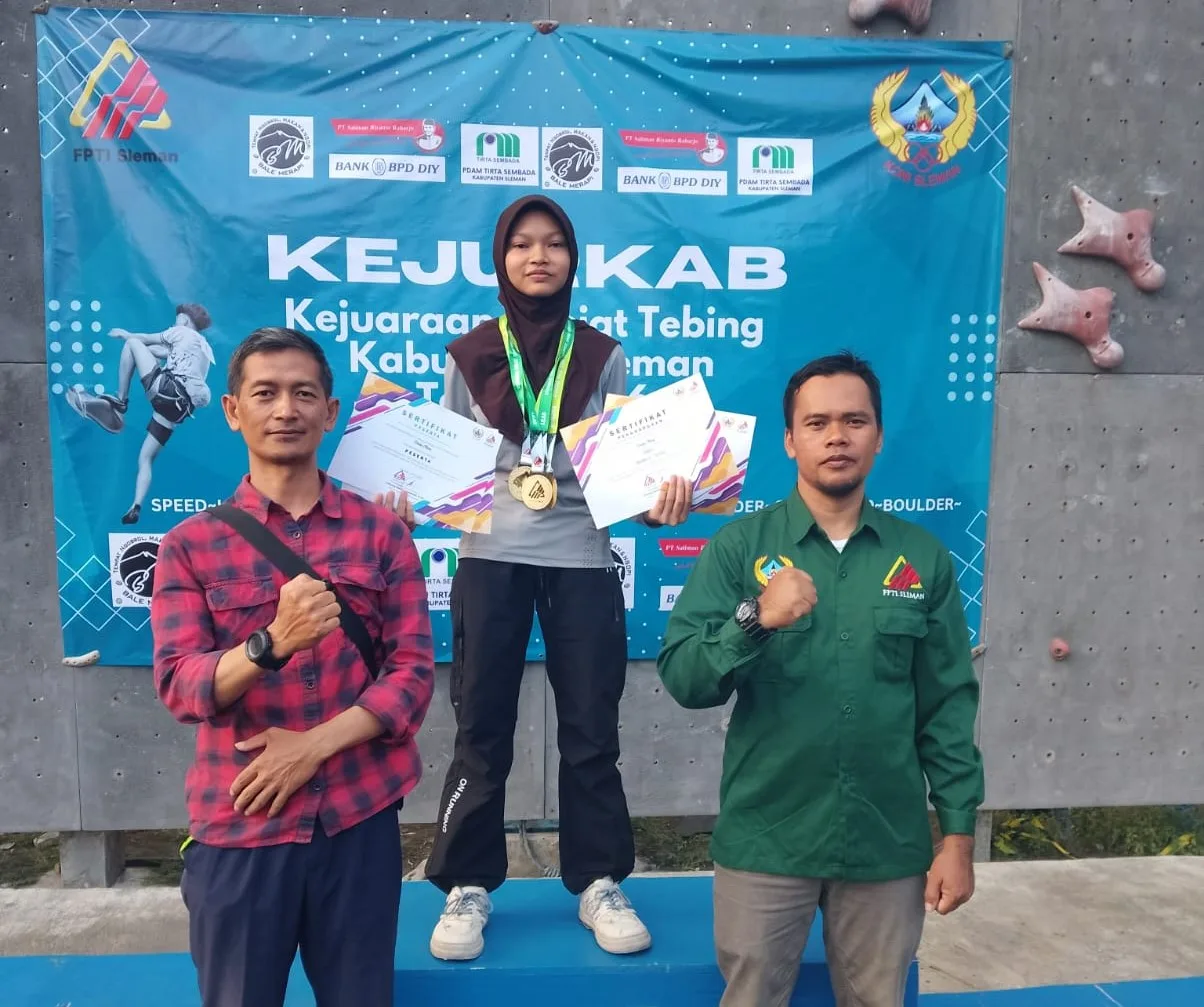Borong Tiga Emas, Atlet Panjat Tebing MAN 3 Sleman Dinda Olivia Raih Juara 1 di KEJURKAB Sleman 2026