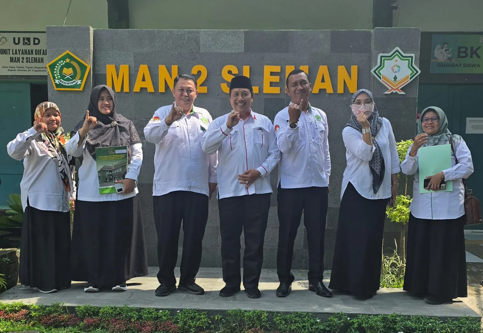 Kanwil Kemenag DIY Laksanakan Monitoring dan Evaluasi Persiapan Administrasi Seleksi PPG Dalam Jabatan Guru Madrasah Tahun 2026 di MAN 2 Sleman