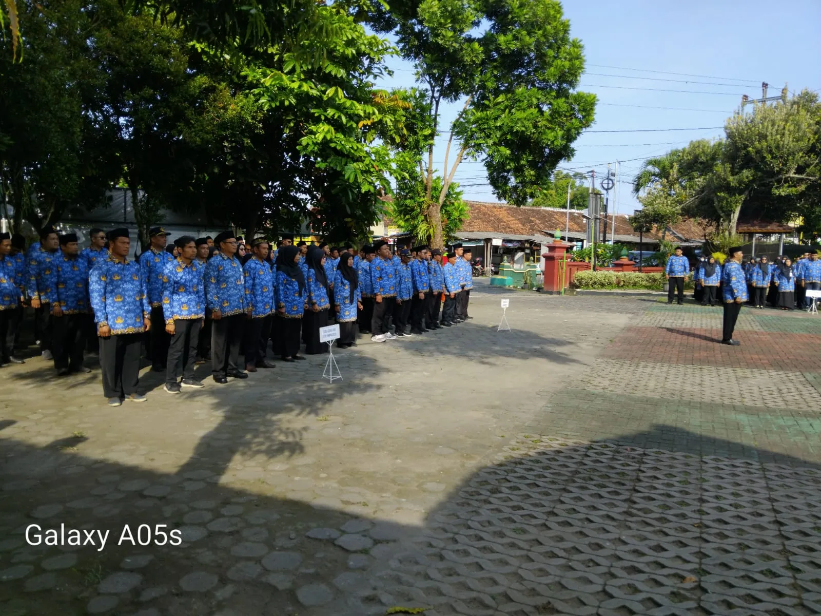 MTs N 3 Sleman Aktif Berpartisipasi dalam Upacara Hari Lahir Pancasila di Kapanewon Ngemplak
