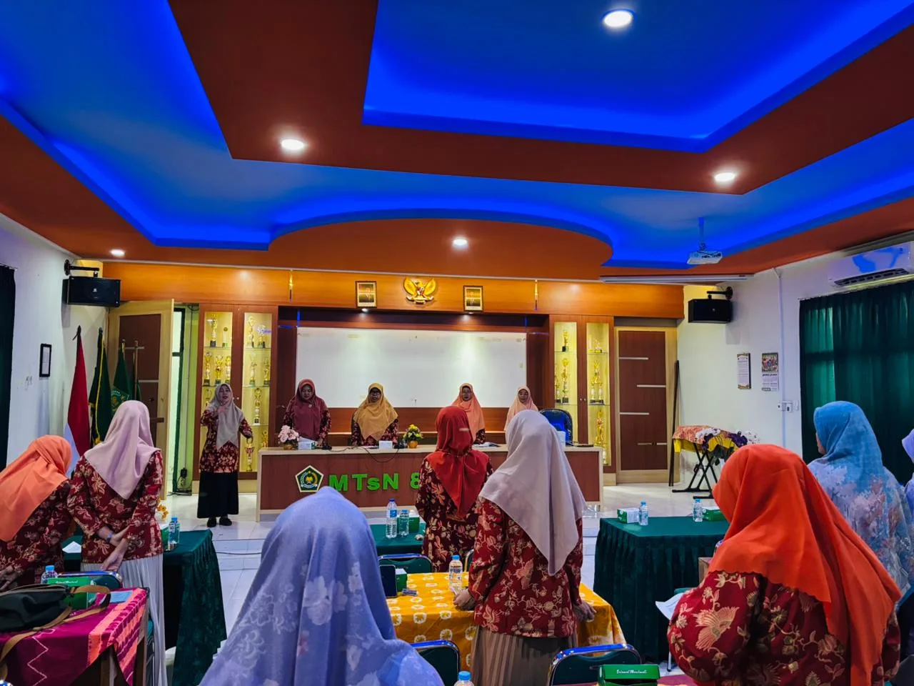 Perkuat Kebersamaan, Dharma Wanita Persatuan MTsN 8 Sleman Gelar Pertemuan Rutin