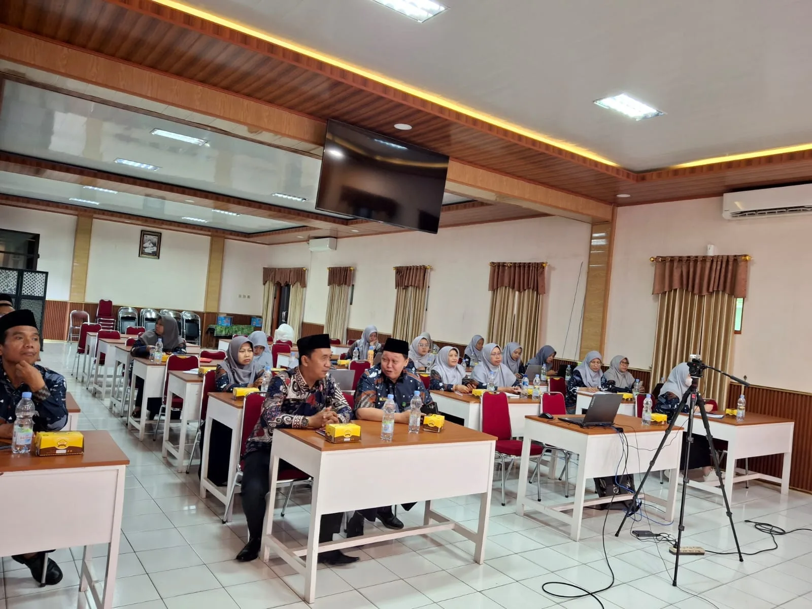MAN 2 Sleman Ikuti Zoom Pengumuman Hasil Evaluasi Pembangunan Zona Integritas