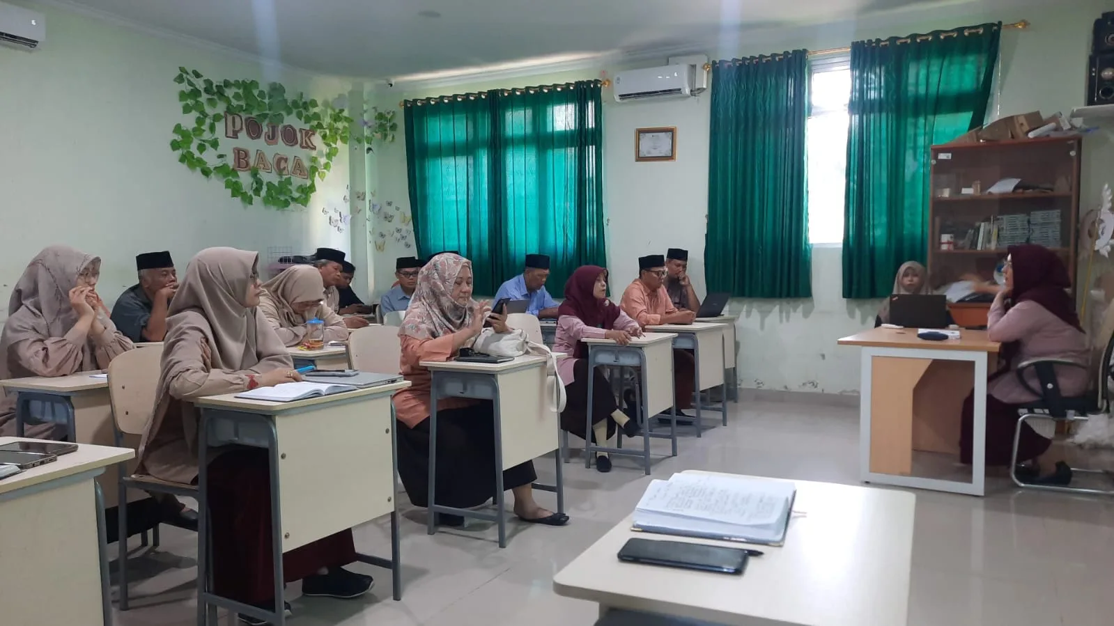 Matangkan Persiapan, Panitia PMBM MTsN 9 Sleman Lakukan Rapat Koordinasi