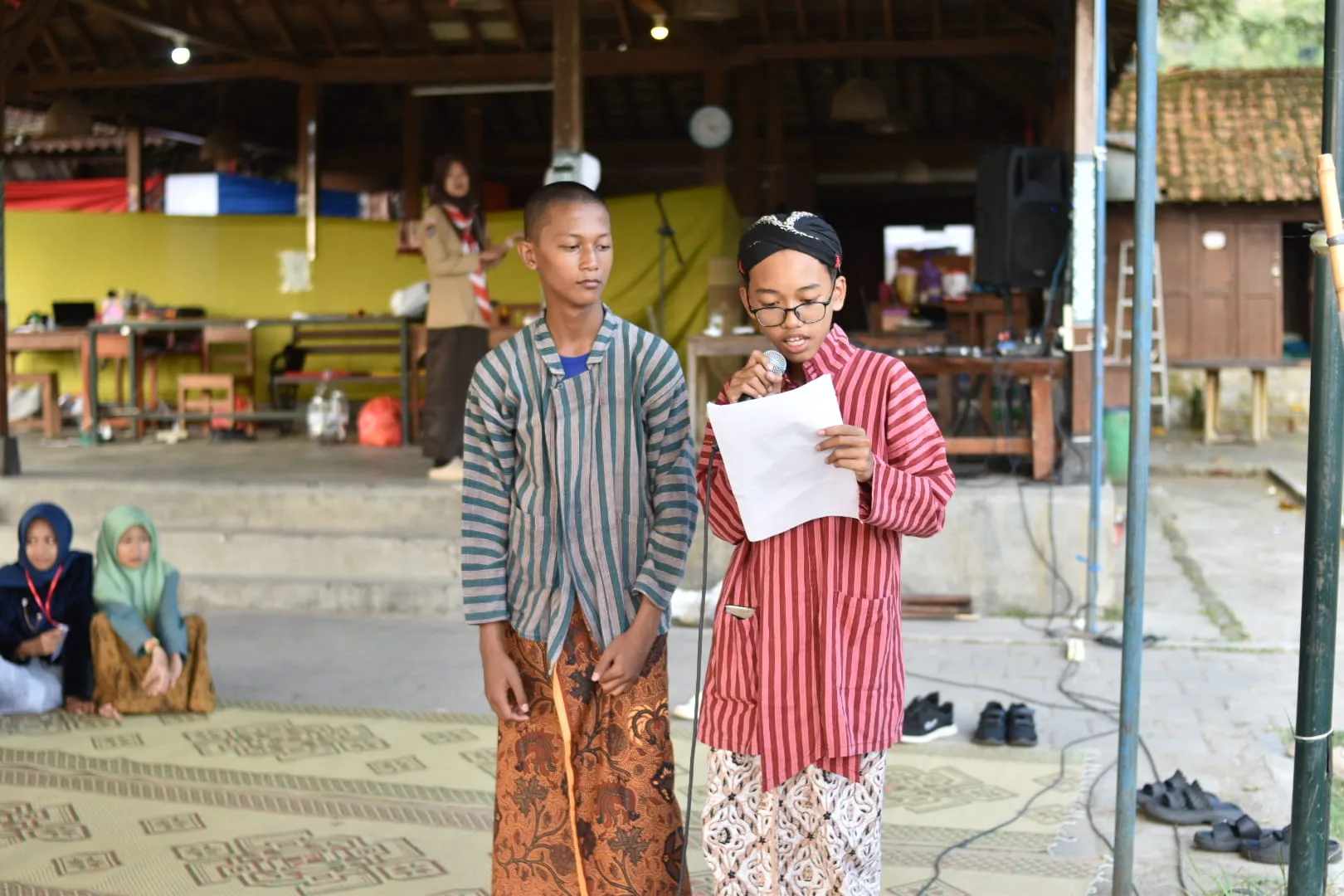 Giat Cerkak Basa Jawa Hidupkan Semangat Literasi dan Budaya dalam Kemah Budaya MTsN 8 Sleman