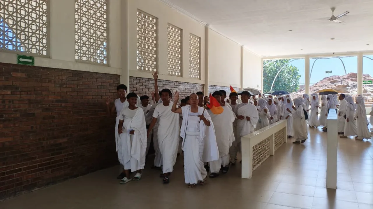 Didampingi Pembimbing, Siswa MTsN 3 Sleman Ikuti Prosesi Latihan Manasik Haji di Boyolali