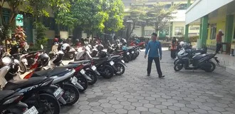 Halaman MAN 4 Sleman Banjir Pengunjung, Layanan Prima Jadi Andalan