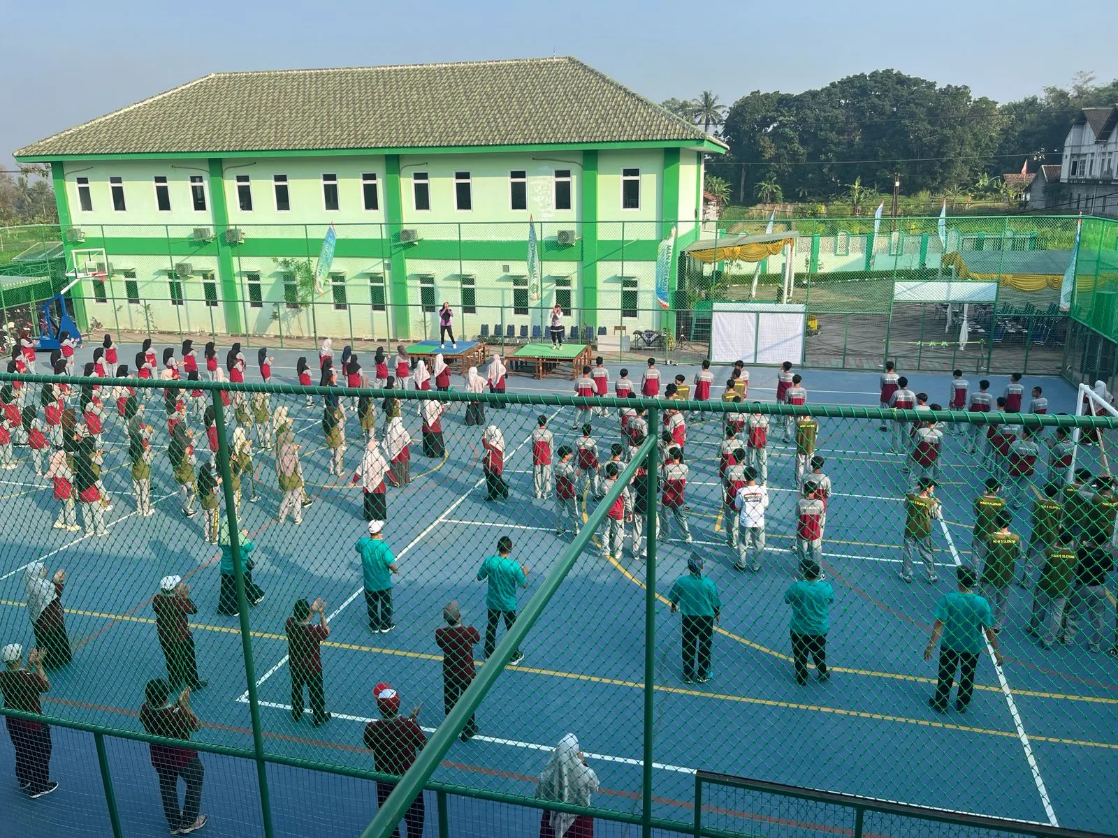 Peringati HUT Ke-29, MAN 5 Sleman Gelar Senam Sehat Penuh Semangat