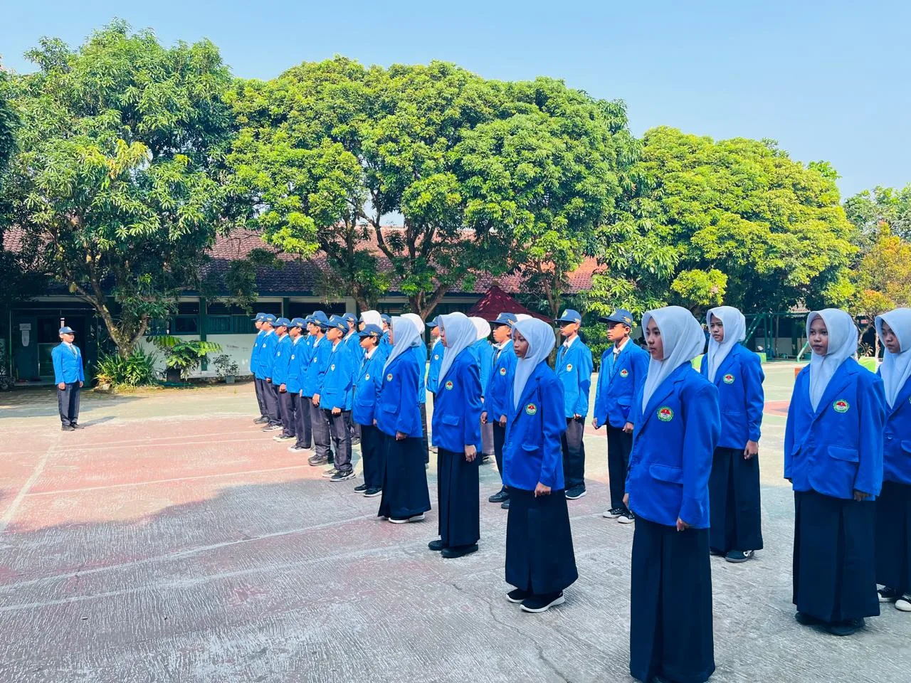 Langkah Serempak, Karakter Menguat: Lomba PBB Antar Kelas Meriahkan Puncak Pelatihan di MTsN 2 Sleman