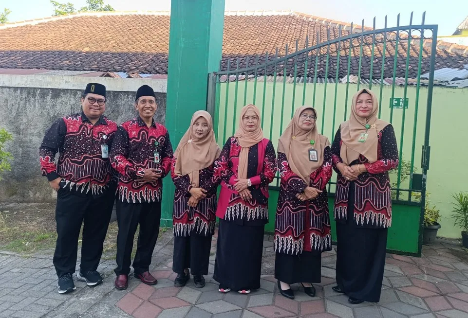 Perkuat Sinergi Madrasah, Kamad MTsN 9 Sleman Bertugas sebagai Among Tamu K2MTs DIY