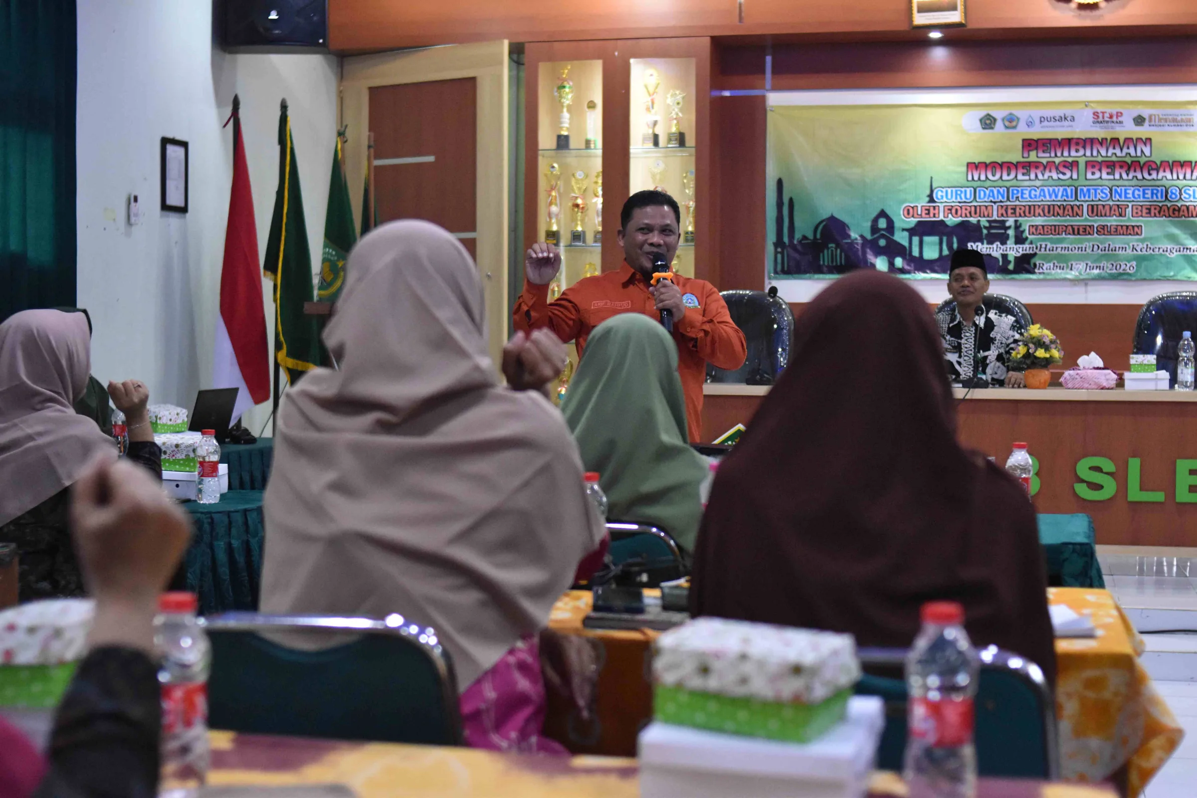 Perkuat Ukhuwah, Guru dan Pegawai MTsN 8 Sleman Ikuti Pembinaan Moderasi Beragama