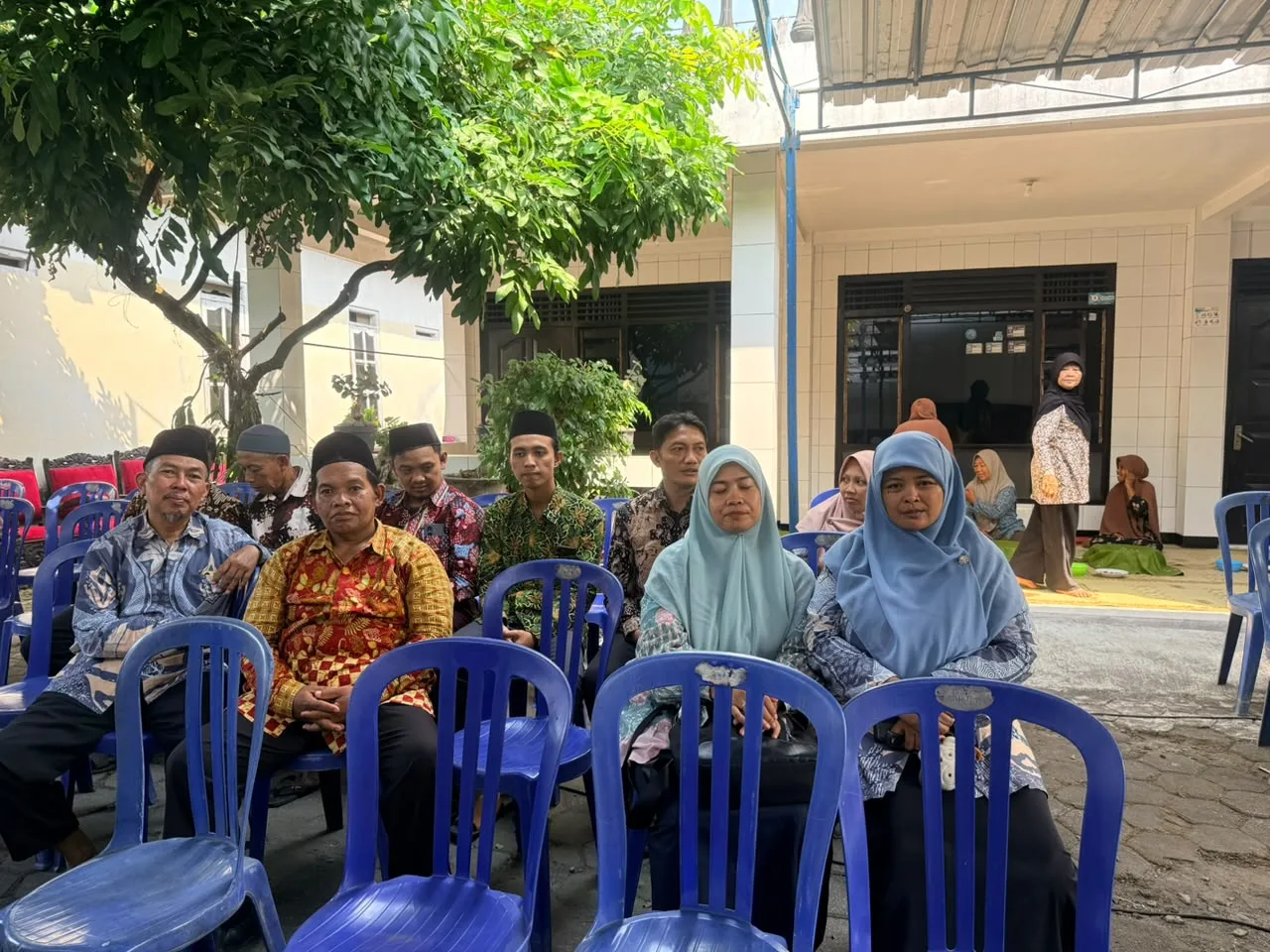 Tunjukan Empati, MTsN 7 Sleman Takziah ke Murid Berduka