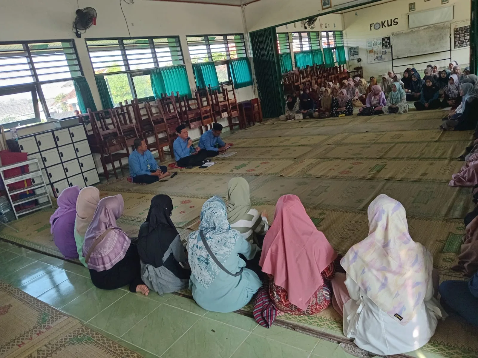 MTs Negeri 3 Sleman Gelar Pertemuan Wali Siswa dan Pembagian Rapor Kelas VII
